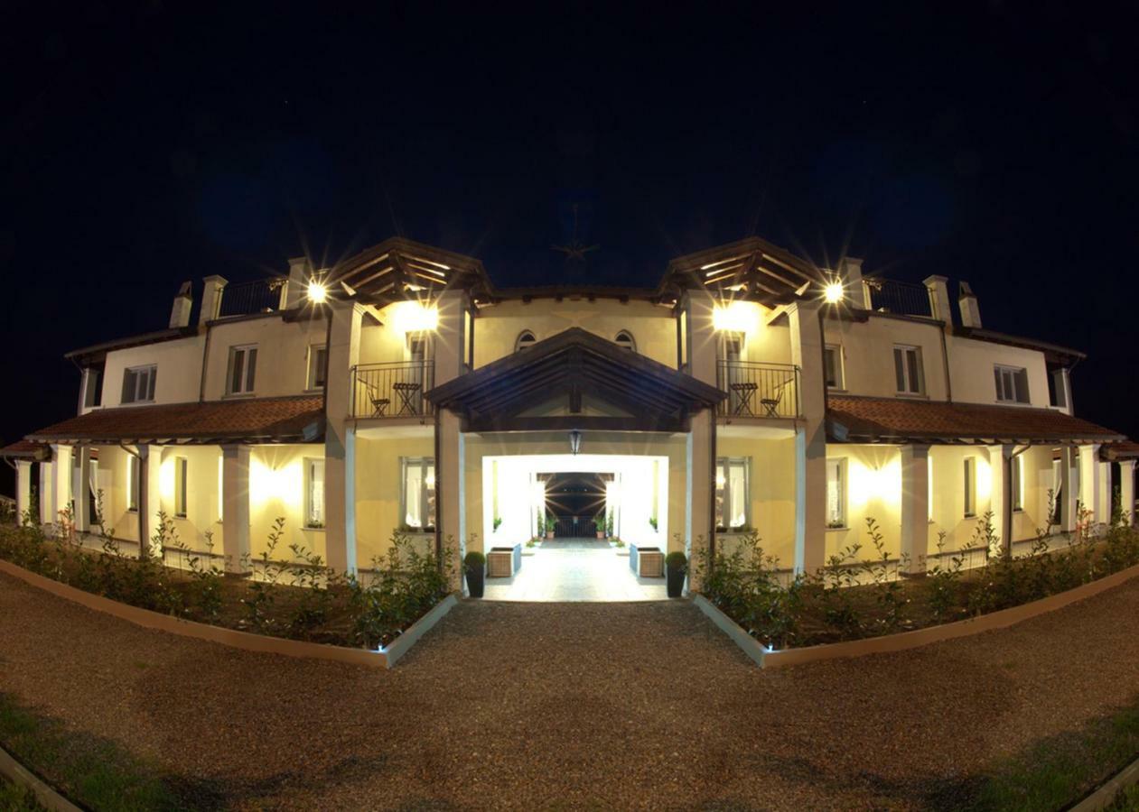 Il Sassoscritto Bed And Breakfast Montecalvo Versiggia Exterior foto